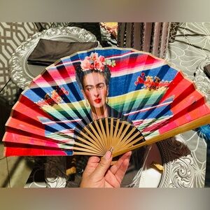 Accordion Frida Kahlo Fan